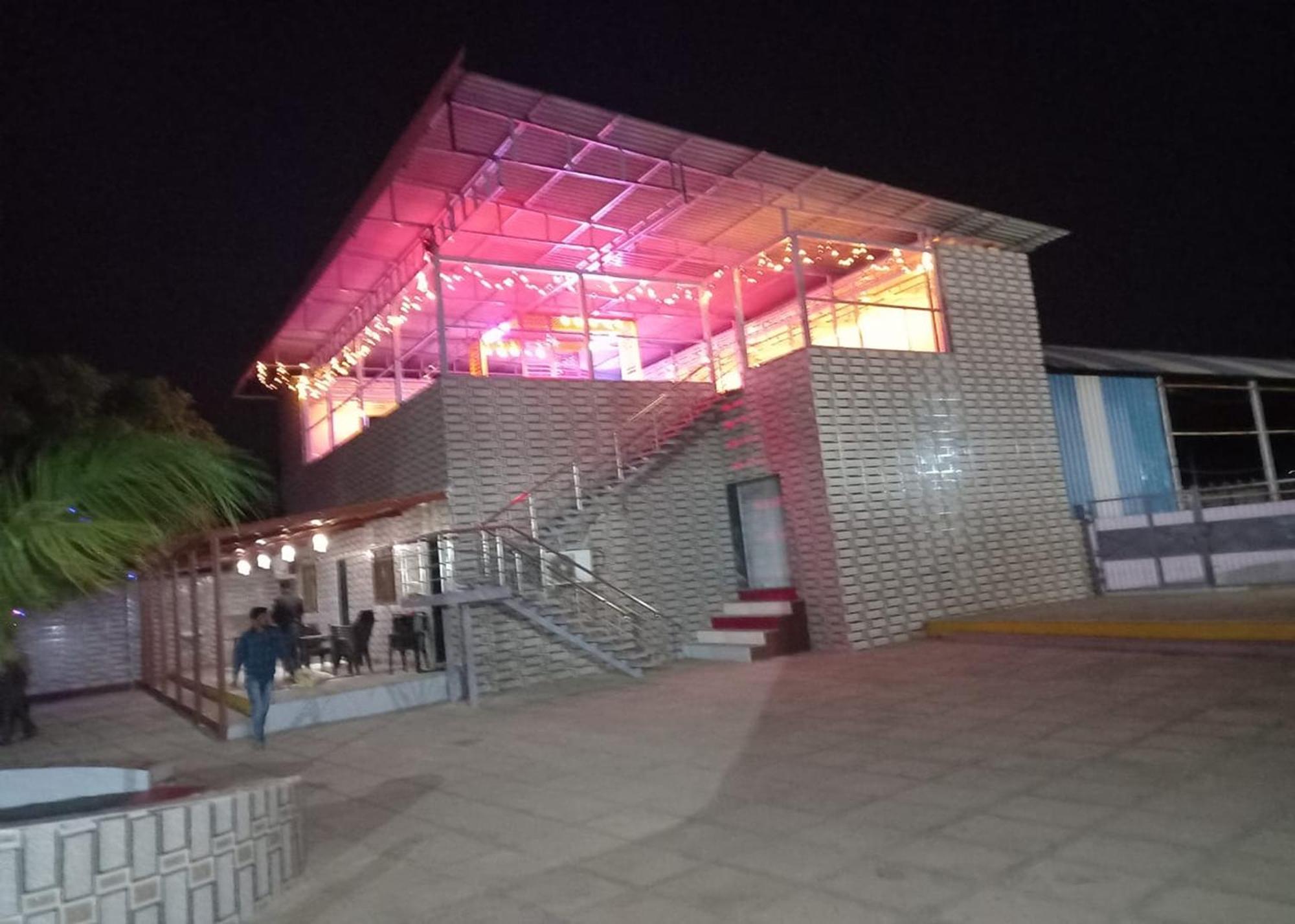 Turning Point Resort Kasāra Dış mekan fotoğraf